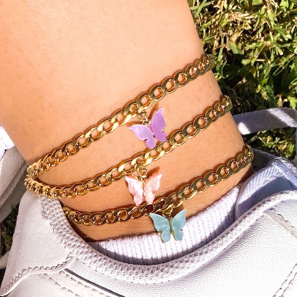 Pastel butterfly ankle set